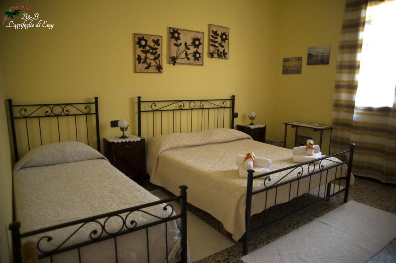 L'Agrifoglio Di Emy Bed & Breakfast Guspini Eksteriør bilde