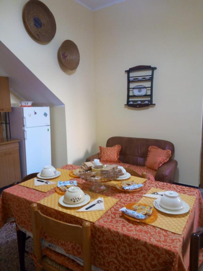 L'Agrifoglio Di Emy Bed & Breakfast Guspini Eksteriør bilde