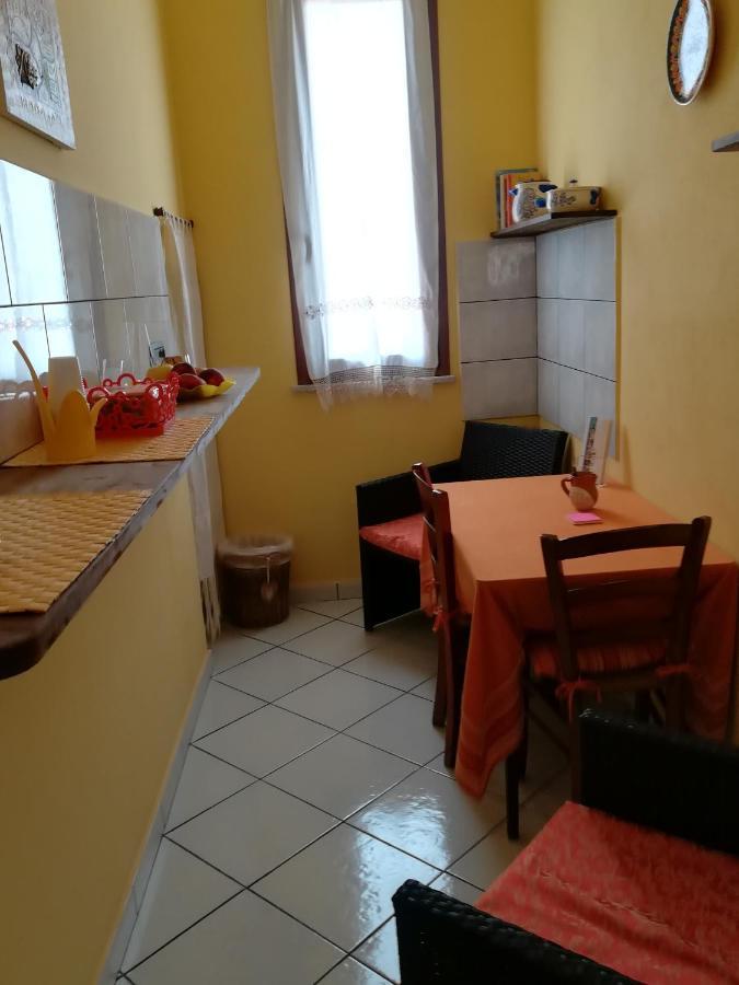 L'Agrifoglio Di Emy Bed & Breakfast Guspini Eksteriør bilde
